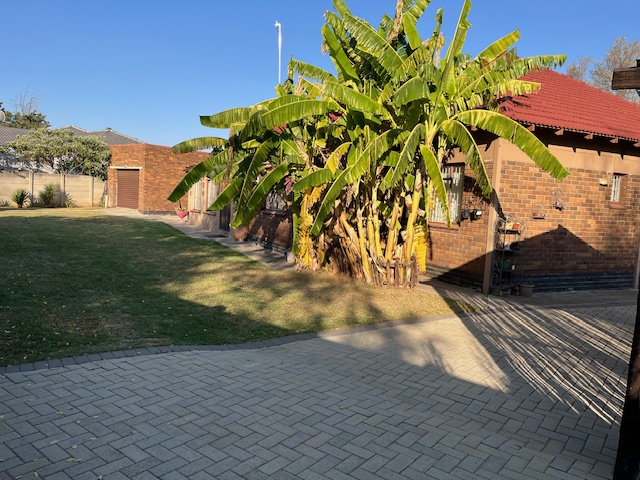 3 Bedroom Property for Sale in Naudeville Free State